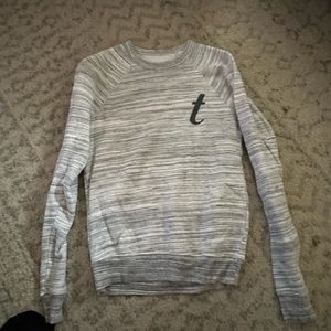 Things that matter gray crew neck